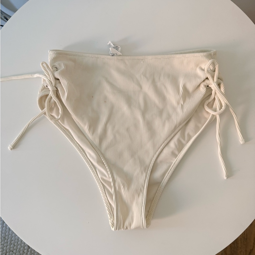 Cream/White Ribbed Lace-Up Bikini Set - Picture 5 of 5